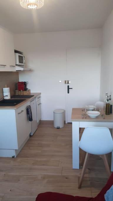 Charmant T1Bis Renove Avec Gout Rodez Exteriér fotografie